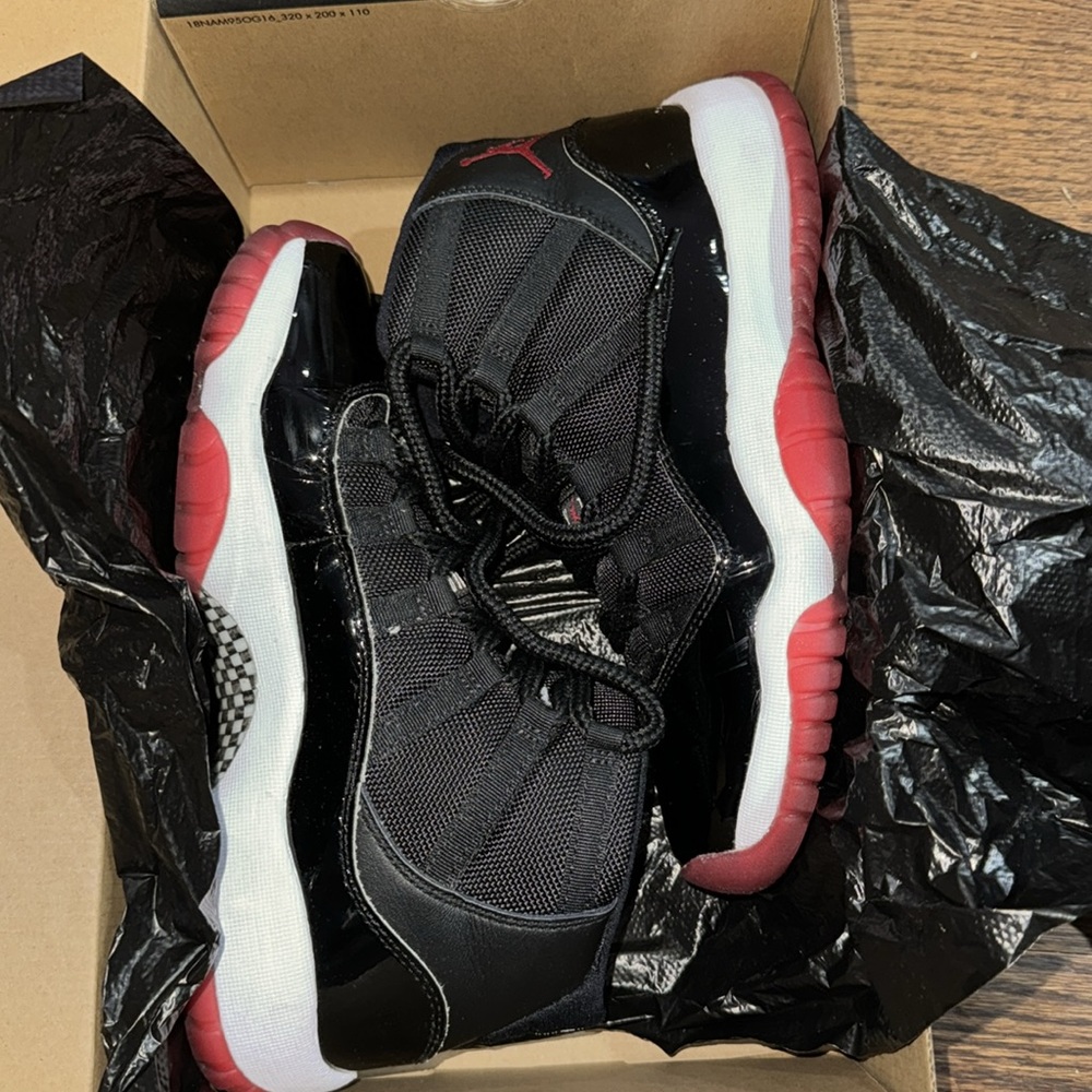 Jordan 11 Retro - playoffs Bred (GS)